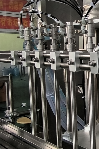 环境模拟试验箱